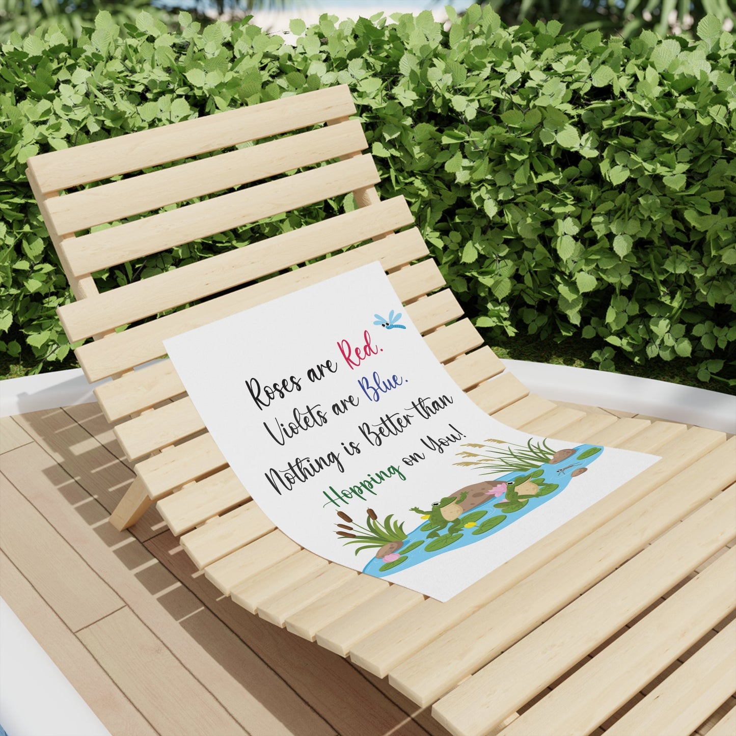 Frog Lovers White Beach Towels - I Love Heartstrings